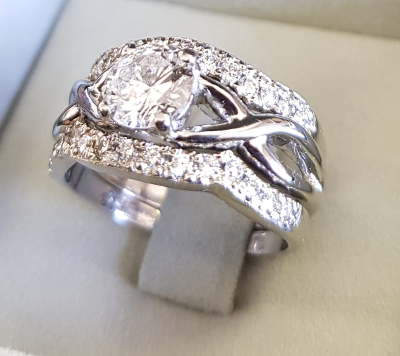 PHOTO-2022-09-12-11-00-50 PHOTO-2022-09-12-11-00-50